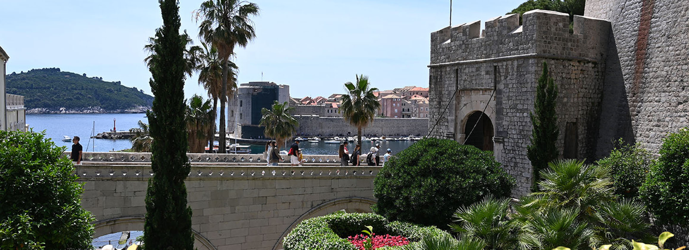Eine Brücke in der Altstadt von Dubrovnik, aufgenommen für Rhein2Ganges